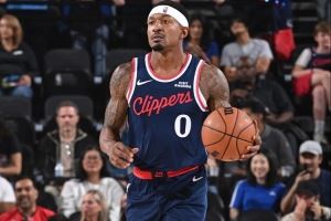 比尔赛季报销！解说：突然有了一种总被快船开玩笑的宿命感